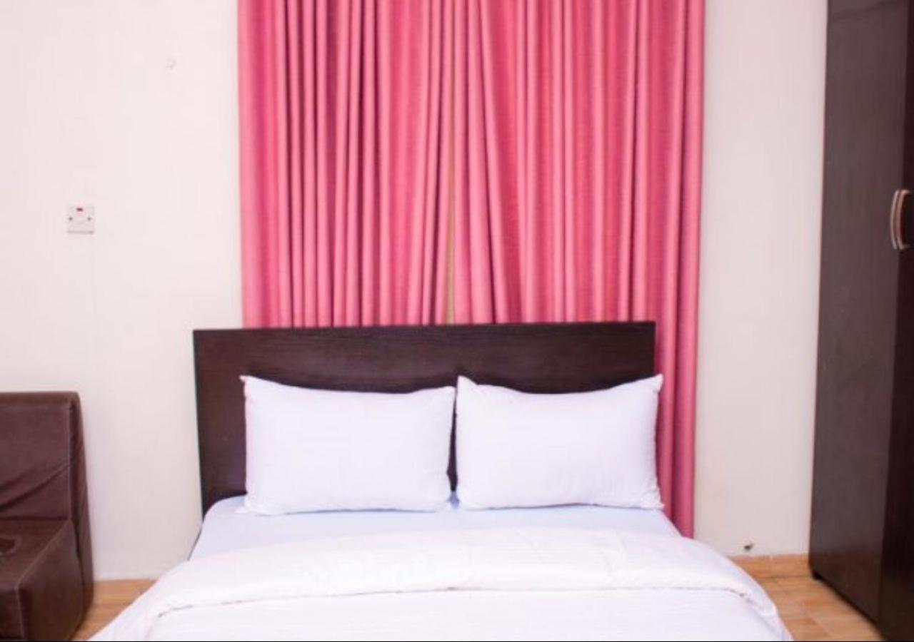 Esporta Suites Yaba Lagos Exteriör bild