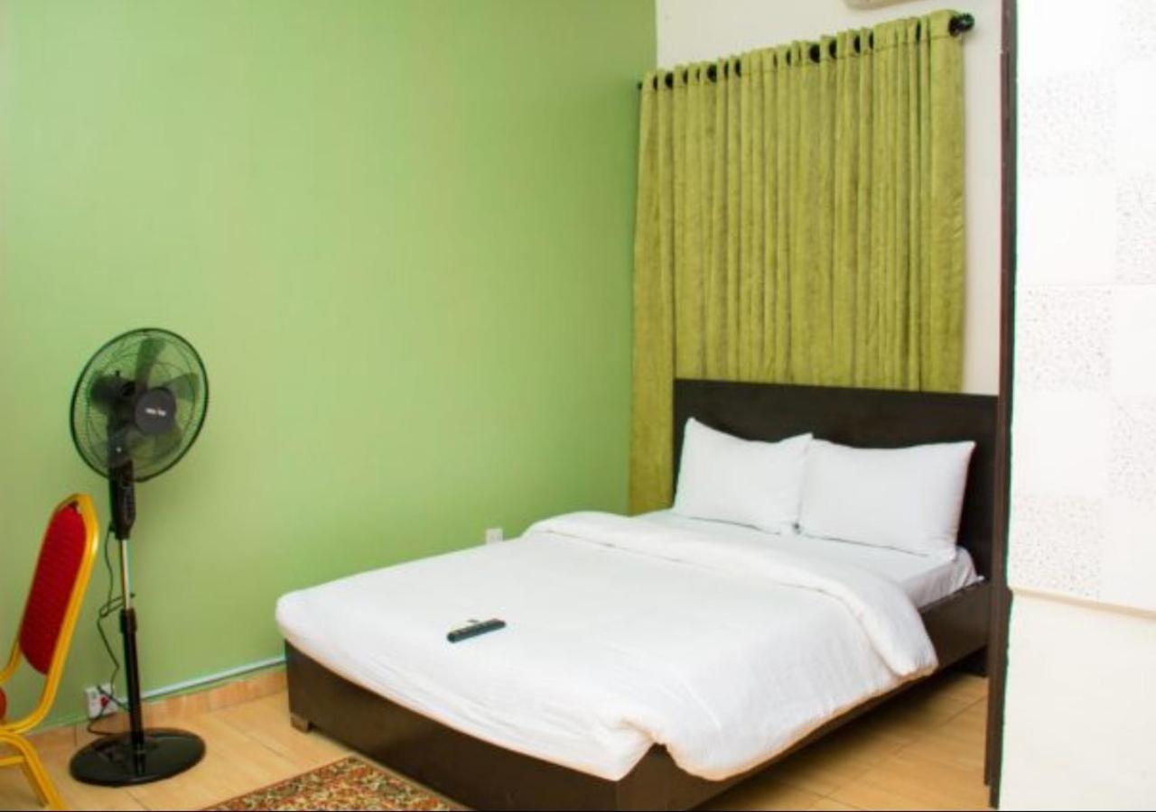Esporta Suites Yaba Lagos Exteriör bild