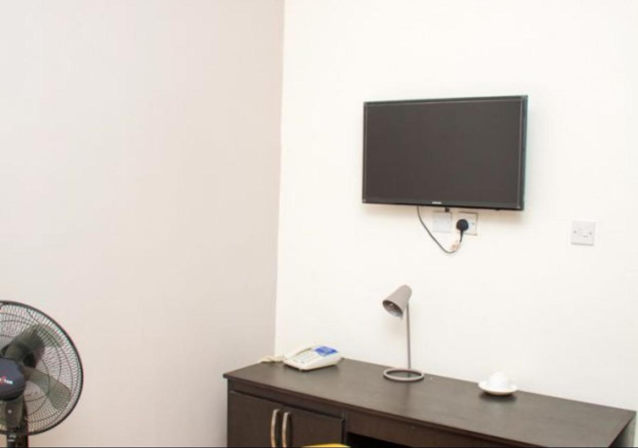 Esporta Suites Yaba Lagos Exteriör bild